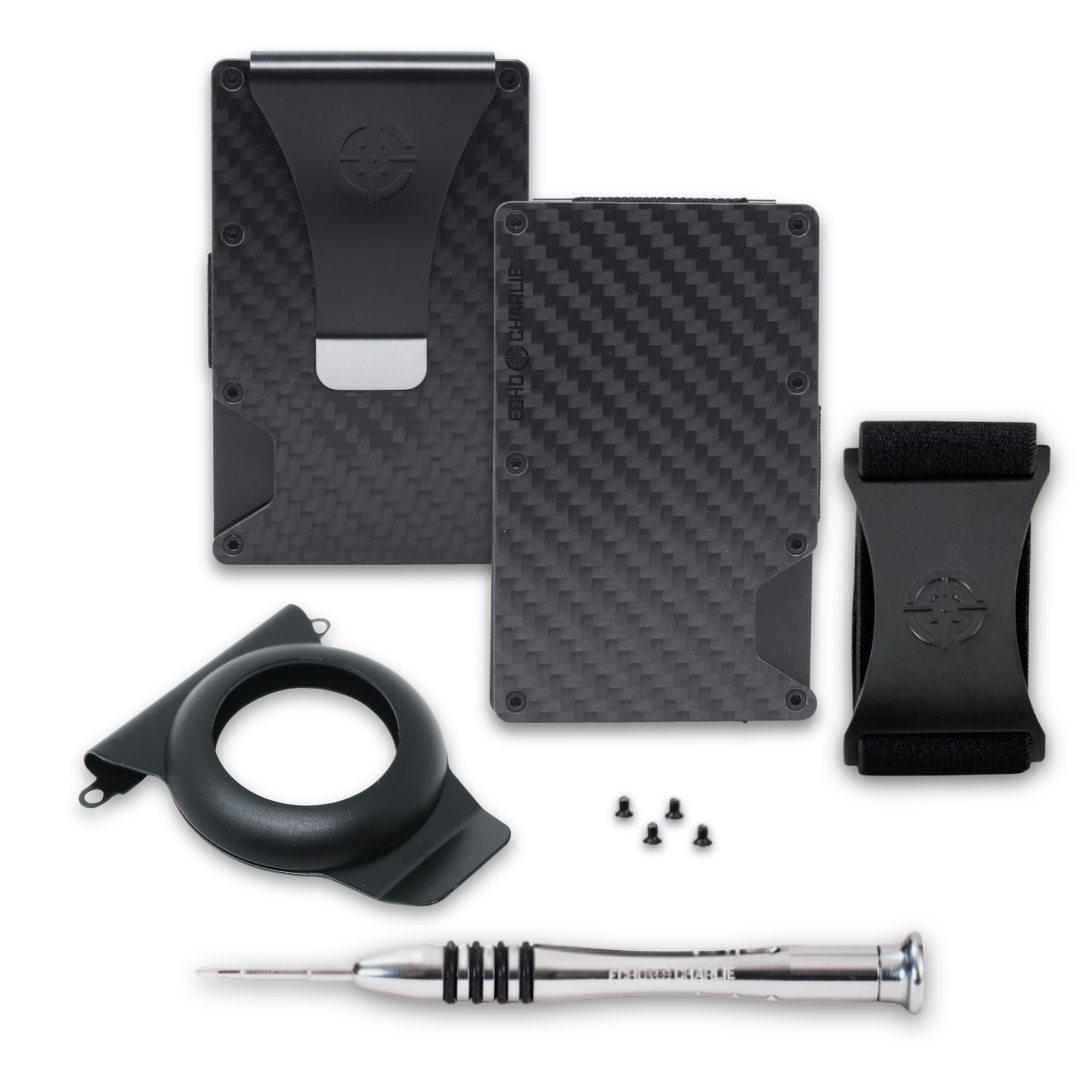 Echo Charlie Carbon Fiber Wallet with Airtag Clip