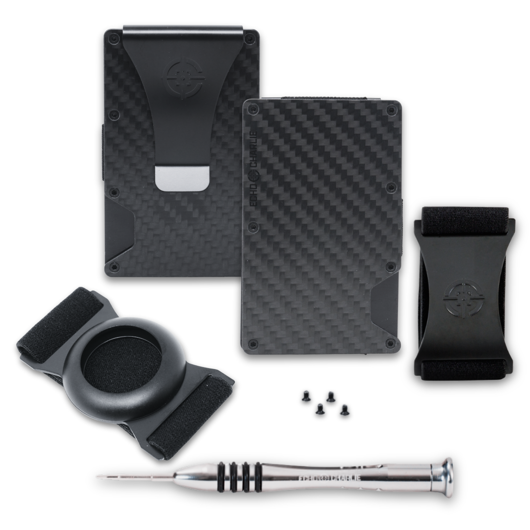 Echo Charlie Carbon Fiber Wallet with Airtag Strap