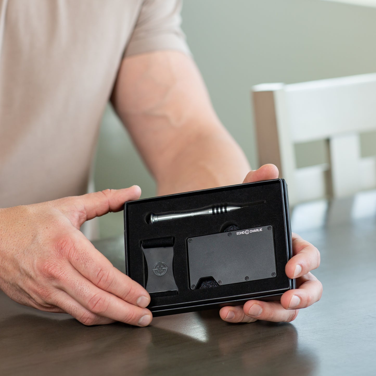 Echo Charlie Black Minimalist Wallet